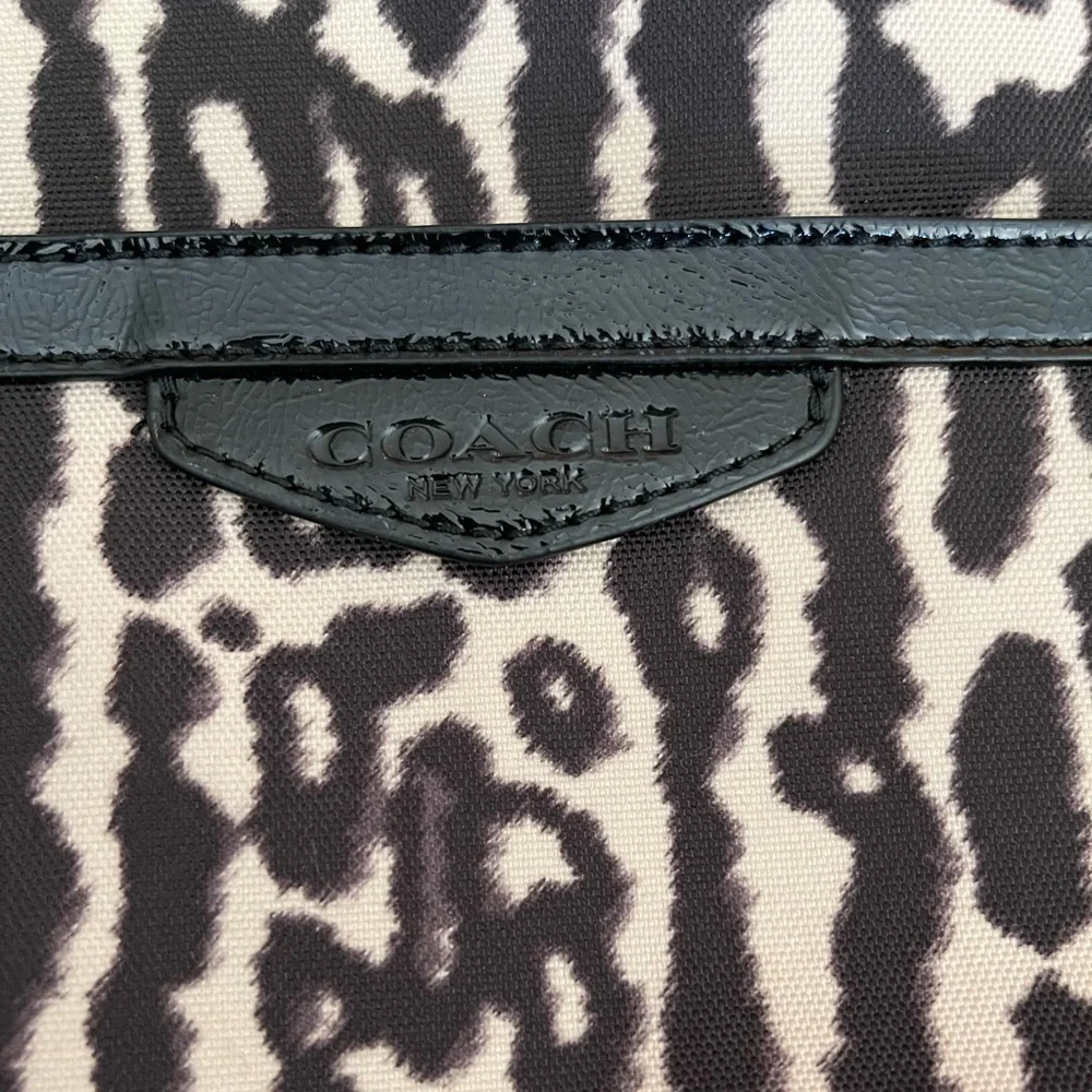 Coach Tan/Brown Animal Print Material Tote with Black Trim - Picture 9 of 10